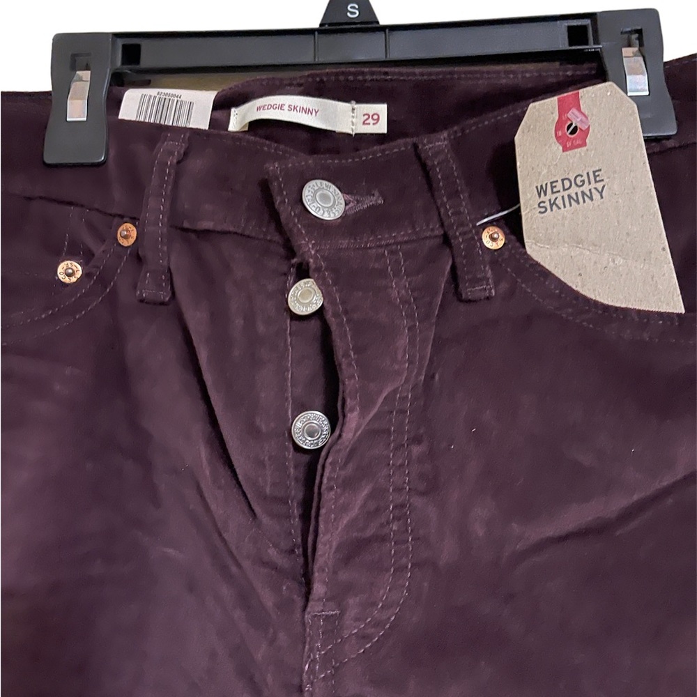 Levi’s Wedgie Skinny High Rise Button Fly Jeans Size 8. Waist 29